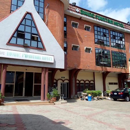 Divine Fountain Hotel Ajao Estate Lagos Exterior foto